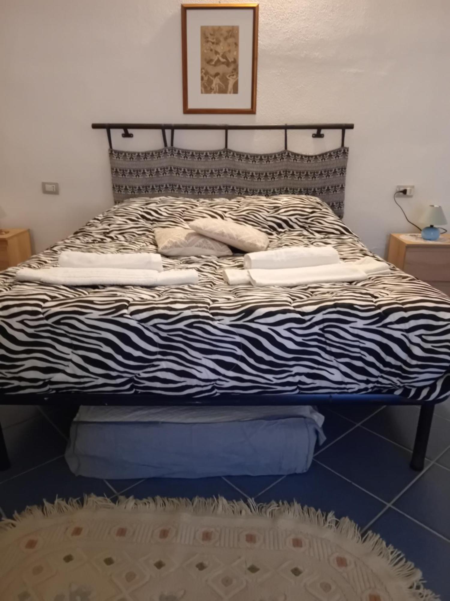 סאן תאודורו Affittacamere Da Liliana מראה חיצוני תמונה